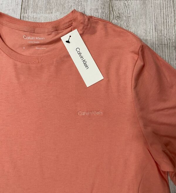 0509-2-POLERA CALVIN KLEIN HOMBRE TALLA M POLERA CALVIN KLEIN HOMBRE TALLA M