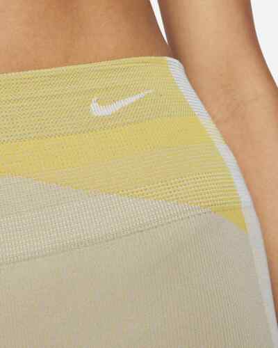 0761-3-CALZA NIKE PRO MUJER TALLA XS CALZAS NIKE TEJIDA TONOS AMARILLOS PRO MUJER TALLA XS-S
