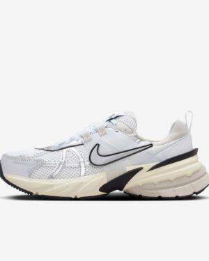 0852-ZAPATILLAS NIKE V2K HOMBRE TALLA 42 = 27 CM ZAPATILLAS NIKE V2K HOMBRE TALLA 42