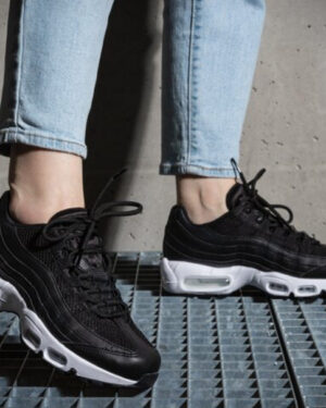 0908-ZAPATILLAS NIKE AIR MAX 95 UNISEX TALLA 36 = 23 CM, 36.5 = 23.5 CM ZAPATILLAS NIKE AIR MAX 95 UNISEX TALLA 36-36.5