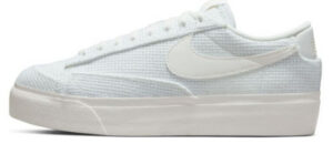 0910-ZAPATILLAS NIKE BLAZER LOW MUJER TALLA 37 = 24 CM, 37.5 = 24.5 CM, 40.5 = 26 CM ZAPATILLAS NIKE BLAZER LOW MUJER TALLA 37-37.5-40.5
