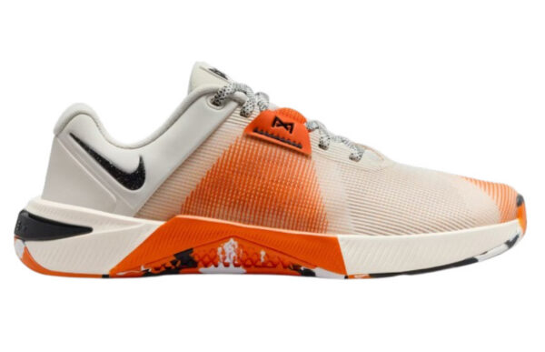 d2021-ZAPATILLAS NIKE METCON 10 HOMBRE NARANJO TALLA 42.5 ZAPATILLAS NIKE METCON 10 HOMBRE NARANJO TALLA 42.5