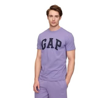 POLERA GAP MORADA HOMBRE TALLA S POLERA GAP MORADA HOMBRE TALLA S
