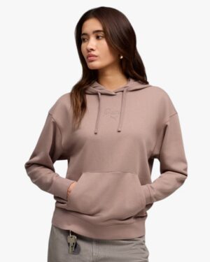 POLERON CAFÉ CON CAPUCHA PUMA ESSENTIALS SCRIPT MUJER