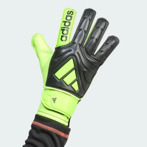 GUANTES DE ARQUERO ADIDAS COPPA CLUB NEGROS CON VERDE NIÑOS GUANTES DE ARQUERO ADIDAS COPPA CLUB NEGROS CON VERDE NIÑOS
