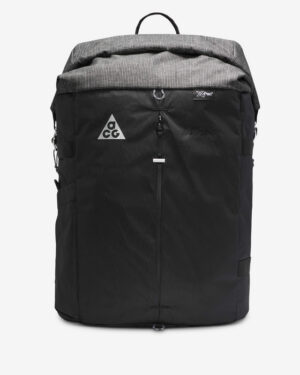 MOCHILA NIKE ACG AYSÉN 32 LITROS NEGRA MOCHILA NIKE ACG AYSÉN 32 LITROS NEGRA