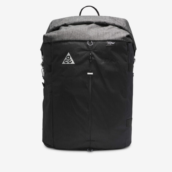 MOCHILA NIKE ACG AYSÉN 32 LITROS NEGRA MOCHILA NIKE ACG AYSÉN 32 LITROS NEGRA
